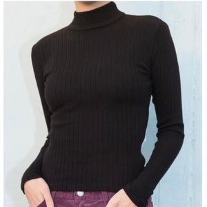 Brandy Melville turtleneck